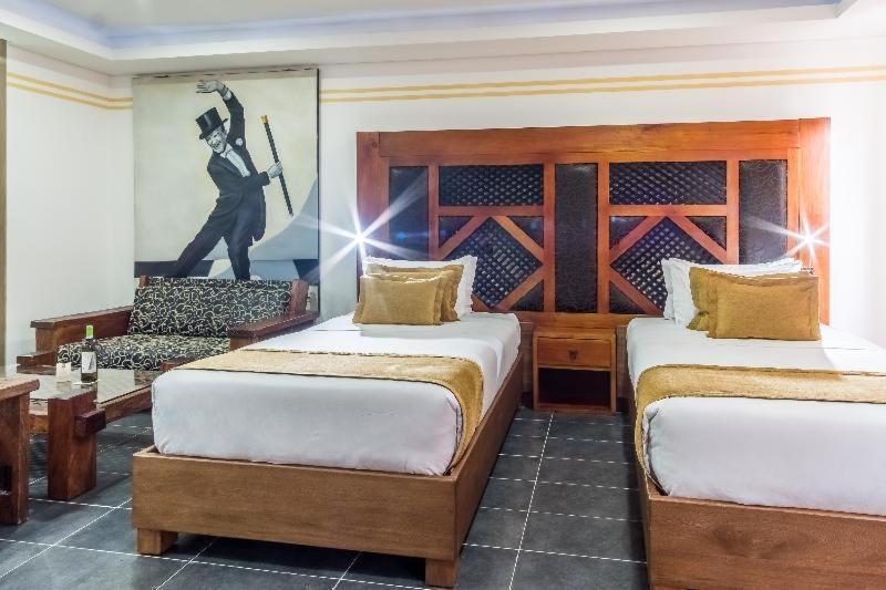 Hotel Du Parc Меделин Стая снимка